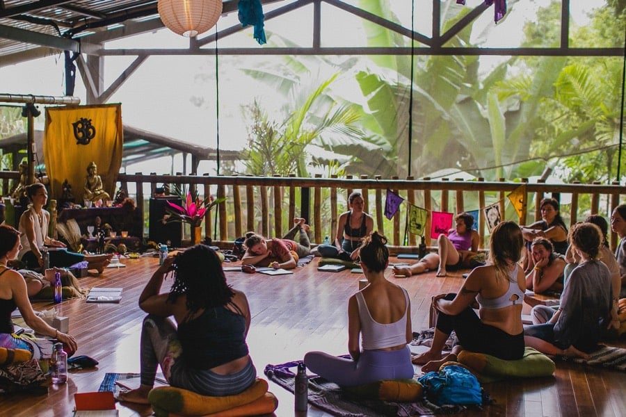Lead a yoga retreat
